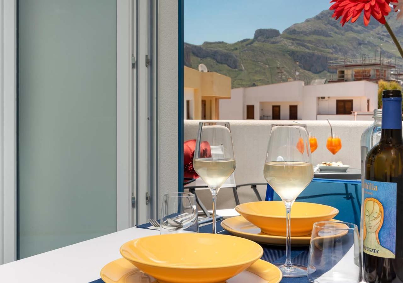Il Faro E La Luna Beach Apartments Сан-Вито-Ло-Капо Экстерьер фото