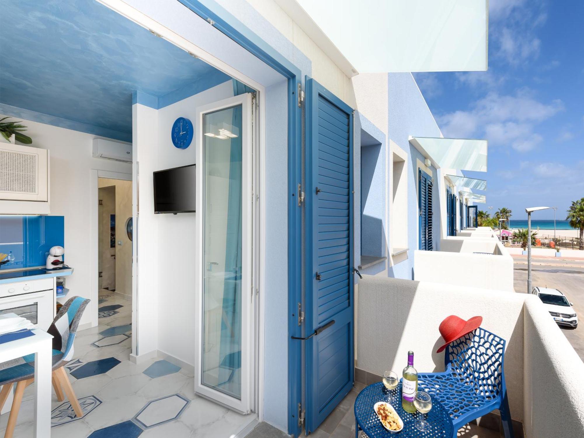 Il Faro E La Luna Beach Apartments Сан-Вито-Ло-Капо Экстерьер фото